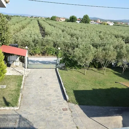 The Family House! Of Kavala * Karianí